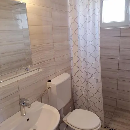 Fiesta Apartman Miskolc Exterior photo